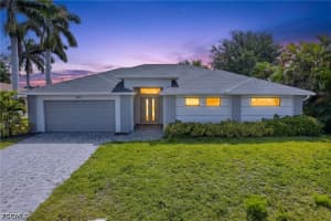 3833 Sw 14th Pl, Cape Coral