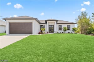 2705 Darlene Pl, Lehigh Acres