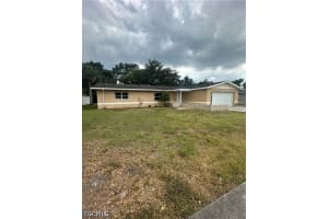 904 Leeland Hights Blvd, Lehigh Acres