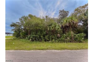 121 Bremen Ave S, Lehigh Acres 121 Bremen Ave S, Lehigh Acres