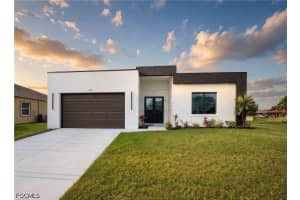 2102 Nw 25th Pl, Cape Coral