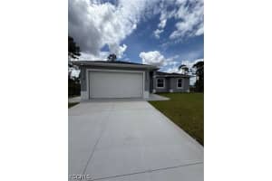 846 Runble St E, Lehigh Acres