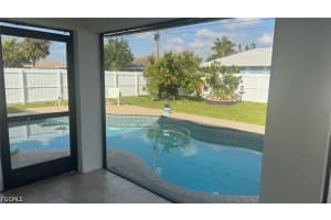 1319 Sw 10th Pl, Cape Coral
