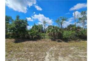 443 Greenbriar Blvd, Lehigh Acres