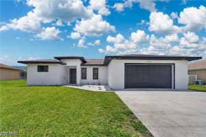 506 Sw 5th St, Cape Coral