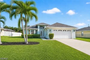 625 Sw 36th St, Cape Coral