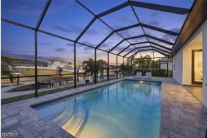105 Sw 36th Pl, Cape Coral
