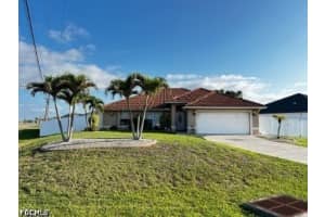 743 Sw 6th St, Cape Coral