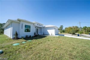 3005 52nd St W, Lehigh Acres