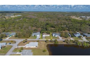 11407 Rabun Gap Dr, North Fort Myers