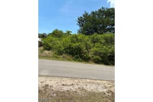 579 Glendale Ave, Lehigh Acres