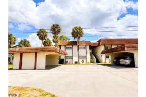 1723 Golf Club Dr 6, North Fort Myers