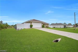 3009 30th St W, Lehigh Acres