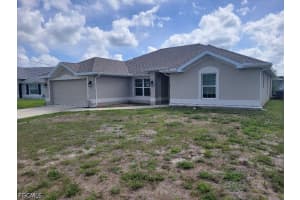 1852 Valmont St, Lehigh Acres