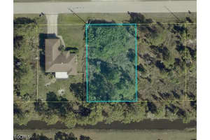 758 Almelia St E, Lehigh Acres