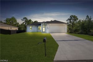 885 Barcia St E, Lehigh Acres
