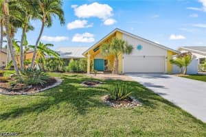 920 Se 33rd St, Cape Coral 920 Se 33rd St, Cape Coral