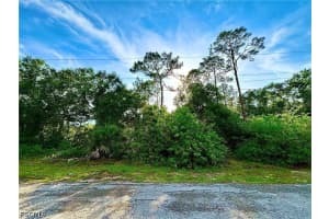 907 Fitch Ave, Lehigh Acres