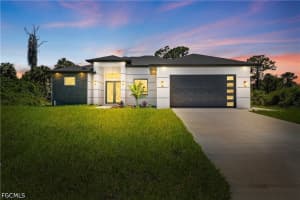 3621 4th St W, Lehigh Acres