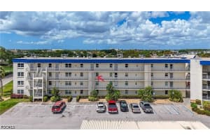 6220 Augusta Dr 309, Fort Myers