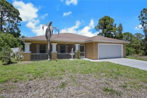 3008 51st St W, Lehigh Acres