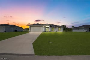 1023 Pilgrim St E, Lehigh Acres