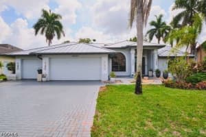 28505 Sombrero Dr, Bonita Springs