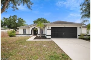 15624 Sunny Crest Ln, Fort Myers