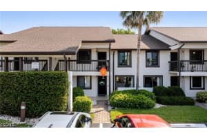 600 Misty Pines Cir 104, Naples 600 Misty Pines Cir 104, Naples