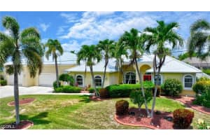 2313 Sw 53rd Ter, Cape Coral