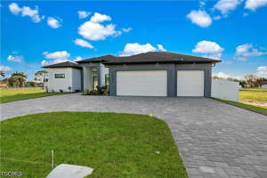 628 Chiquita Blvd N, Cape Coral