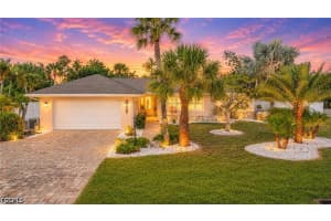 9428 Moonlight Dr, Sanibel 9428 Moonlight Dr, Sanibel