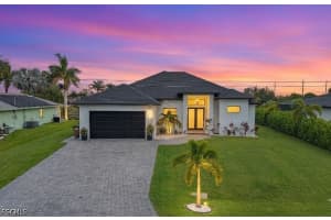 2425 Sw 2nd Ter, Cape Coral
