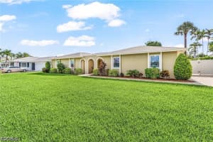 5985 Baker Ct, Fort Myers