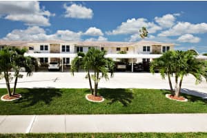 1741 Beach Pky 211, CAPE CORAL