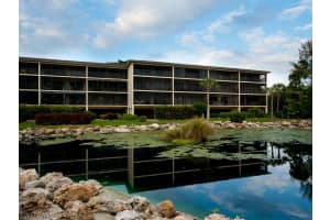 2737 W Gulf Dr 214, SANIBEL