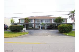 906 Se 46th St 202, CAPE CORAL