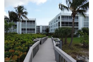3145 W Gulf Dr 201, SANIBEL