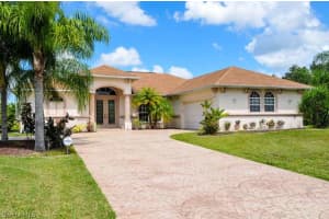 18801 Creekbridge Ct, ALVA