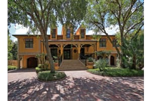 20720 Charing Cross Cir, ESTERO