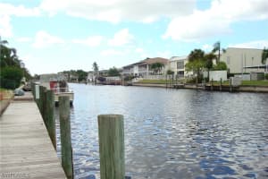 879 Se 46th Ln 4, CAPE CORAL