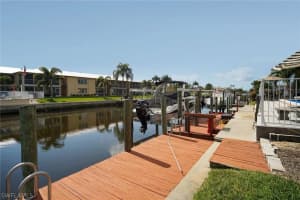 906 Se 46th St 102, CAPE CORAL