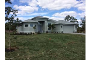 8231 Hunters Glen Cir, NORTH FORT MYERS