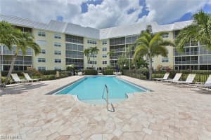 1011 Swallow Ave 205, MARCO ISLAND
