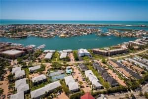 671 W Elkcam Cir 513, MARCO ISLAND