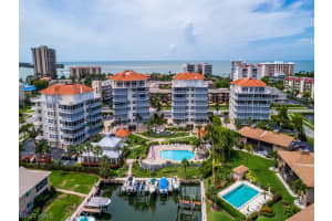 1141 Swallow Ave 4-402, MARCO ISLAND
