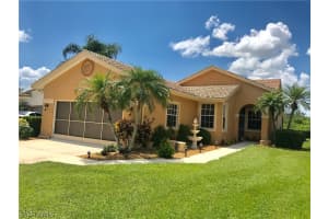 606 Aston Lake Ct, LEHIGH ACRES