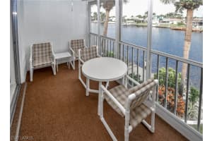 1729 Beach Pky 203, CAPE CORAL