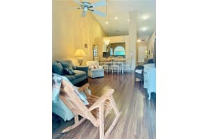 6111 Thresher Dr 201, NAPLES