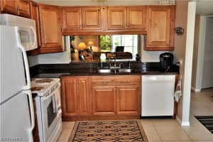 5752 Woodmere Lake Cir H-102, NAPLES